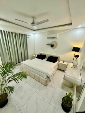 Opal Apartments